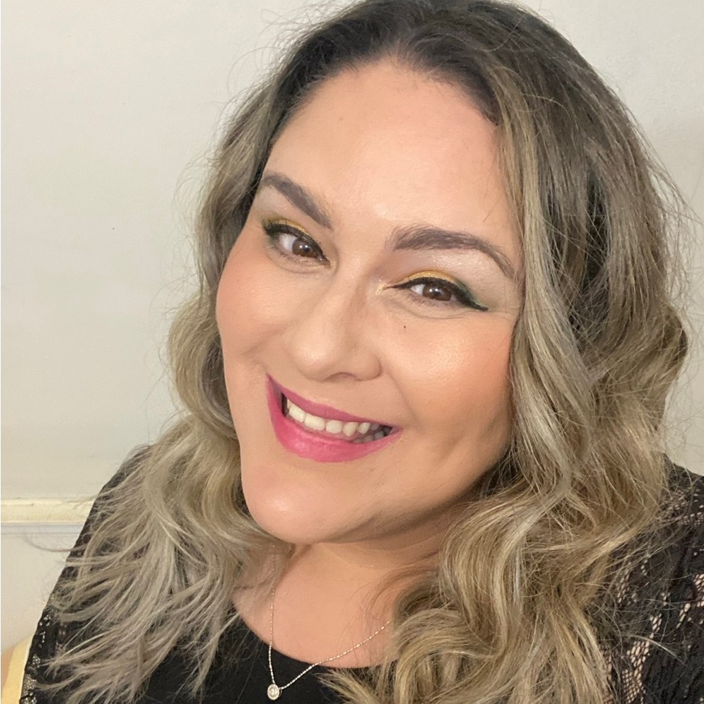 Meet your Posher, Cara